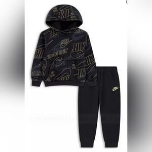 Nwt Nike All-Over Print Hoodie & Pants 2-Piece Set Black Gold Fleece Lined